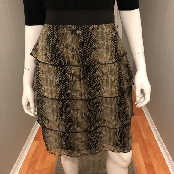 Black Stretch & Chiffon Reptile Print Dress 8 / 10 - Picture 3 of 4